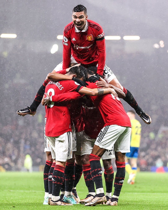 以其稳健的 以其稳健的